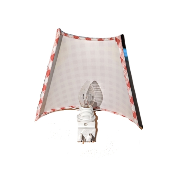 Leviton Night Light - Red & Off White Gingham. - Picture 3 of 4